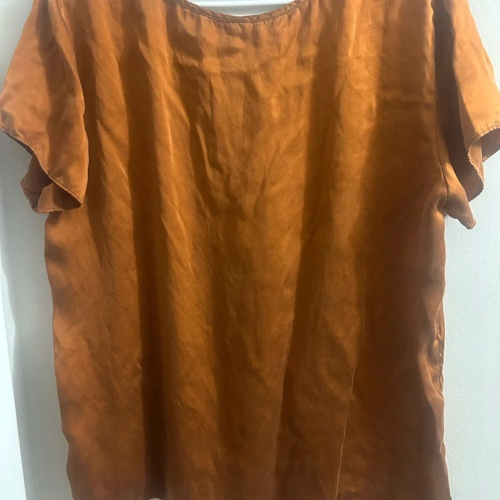 Anthropologie 100% silk Burnt Orange Short Sleeve Tee - Picture 10 of 10